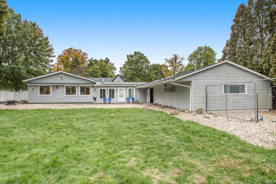 804 E Vistula Street, Bristol, IN 46507 - #3