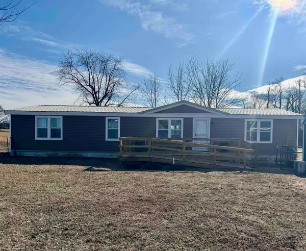 11491 W 875 S, Owensville, IN 47665