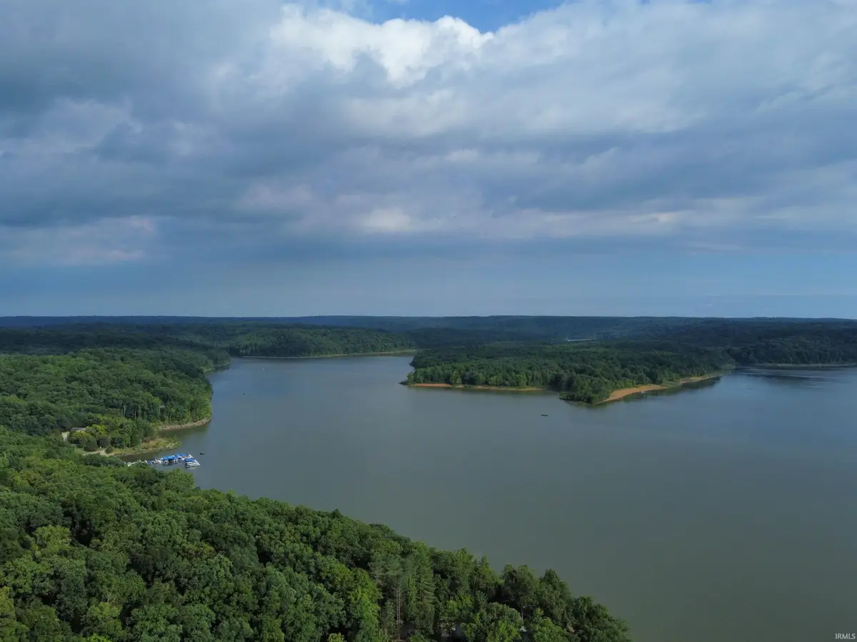 8608 E Bay Street, Nashville, IN 47448 - #1