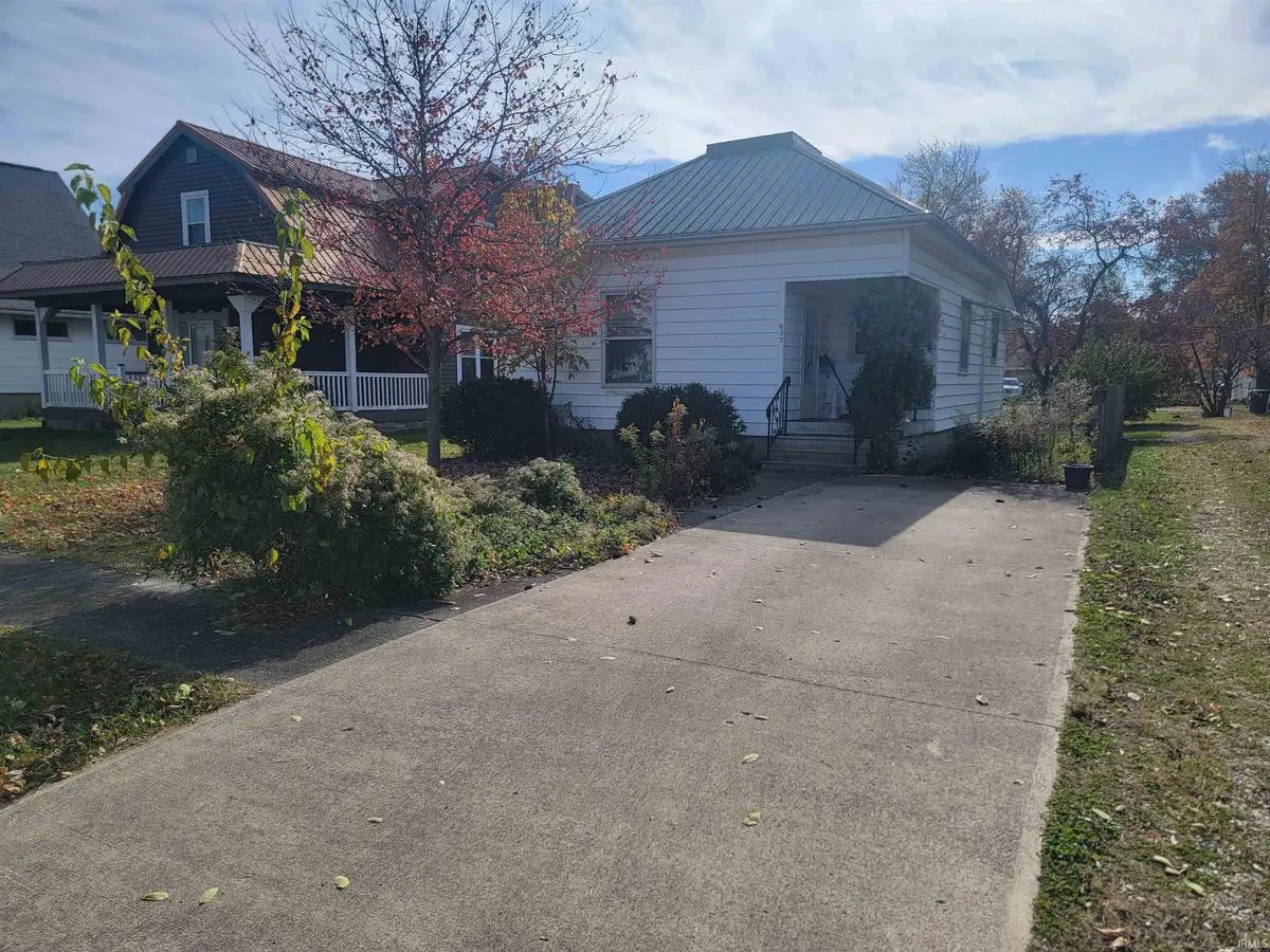 637 E Main Street, Portland, IN 47371 - #1