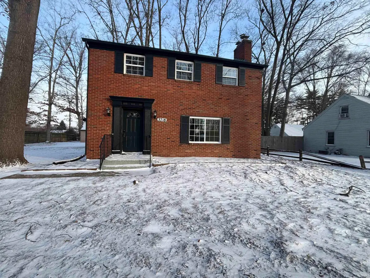 3718 Spruce Drive, Fort Wayne, IN 46809 - Image #1