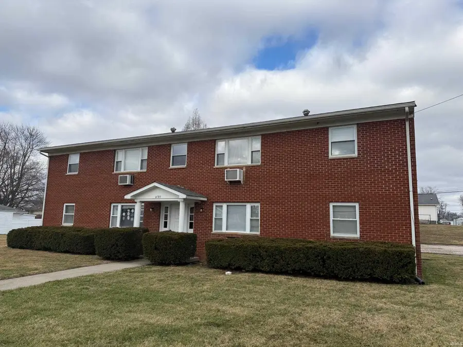 2101 27th Street, Bedford, IN 47421 - #2