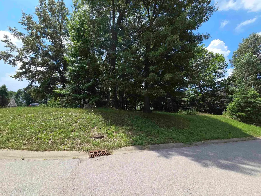 8206 Bucks Lane, Evansville, IN 47710 - #2