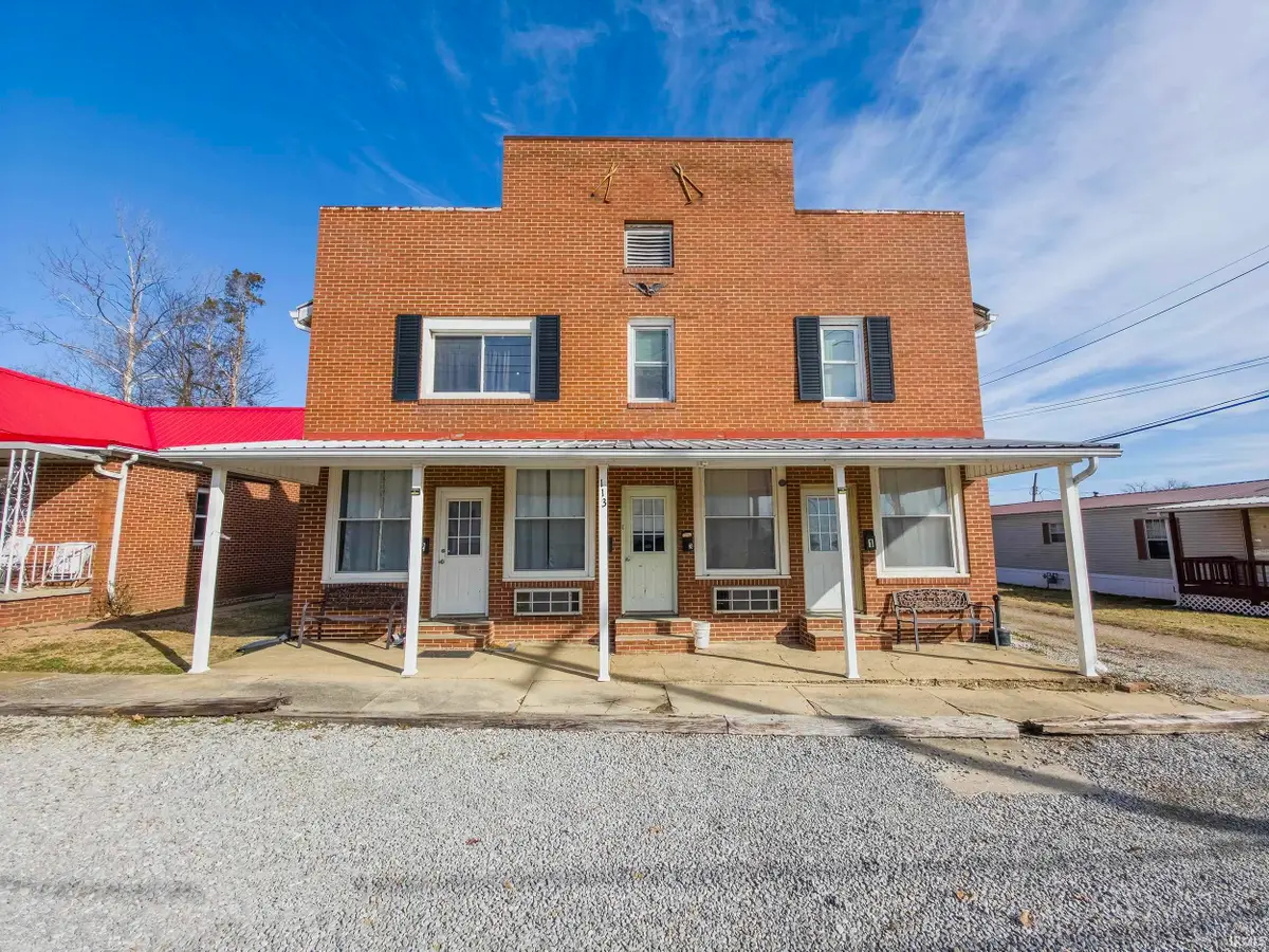 113 S Mulberry Street, Mount Carmel, IL 62863 - Image #1