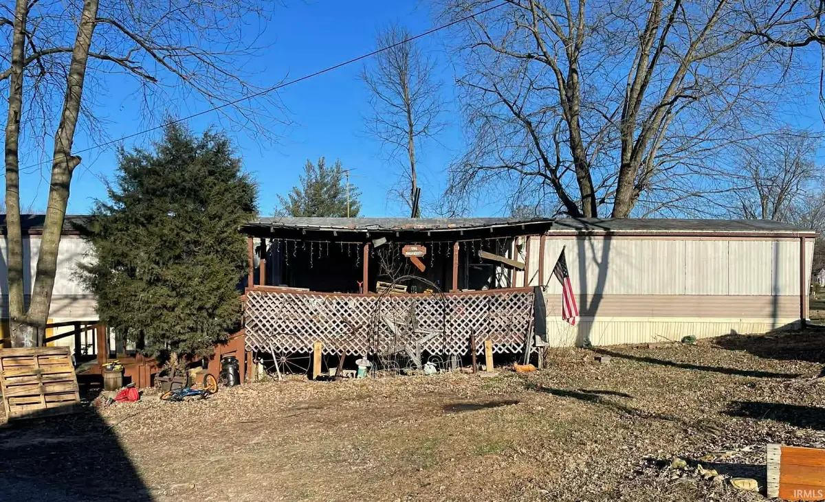 1209 W Walnut St, Brownstown, IN 47220 - #1