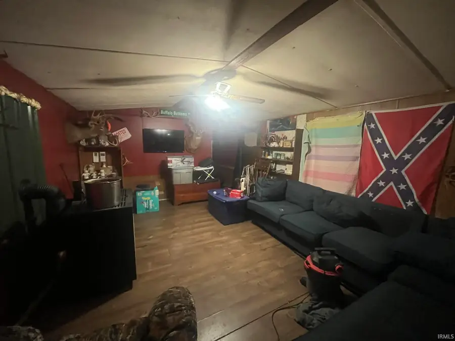 1209 W Walnut St, Brownstown, IN 47220 - #3