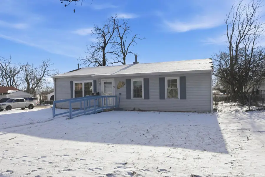 714 Warwick Avenue, Fort Wayne, IN 46825 - Image #2