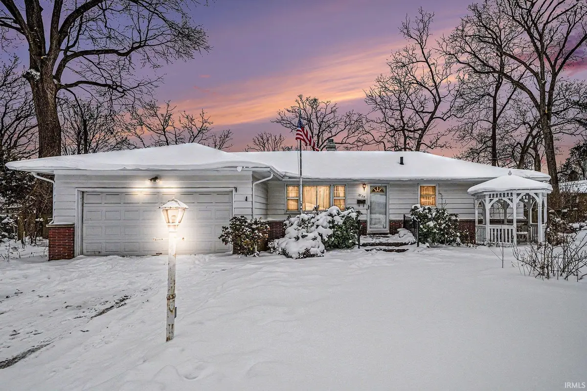 3924 Sheridan Plaza, South Bend, IN 46628 - Image #1