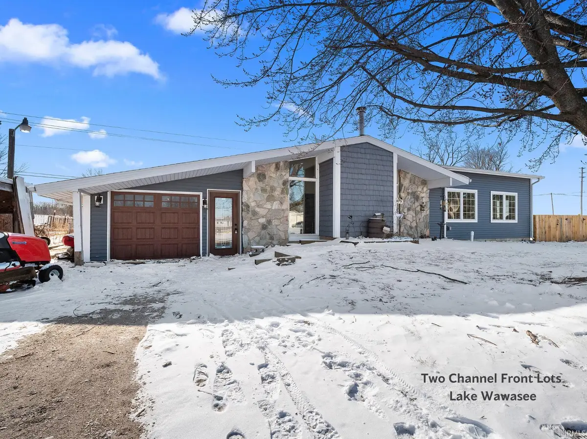 9355 E Wawasee Circle S, Cromwell, IN 46732 - #1