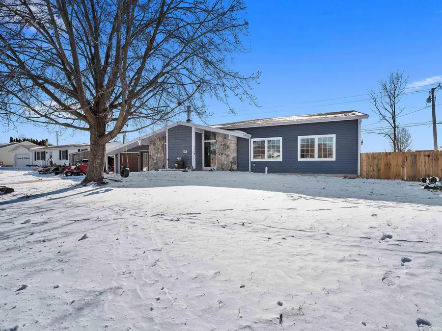 9355 E Wawasee Circle S, Cromwell, IN 46732 - #3