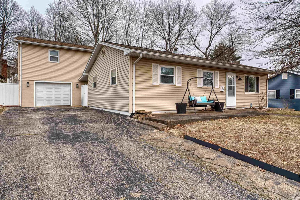 213 W Berkeley Avenue, Evansville, IN 47710 - Image #1