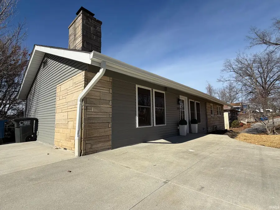 121 Edgewood Drive, Bedford, IN 47421 - #3