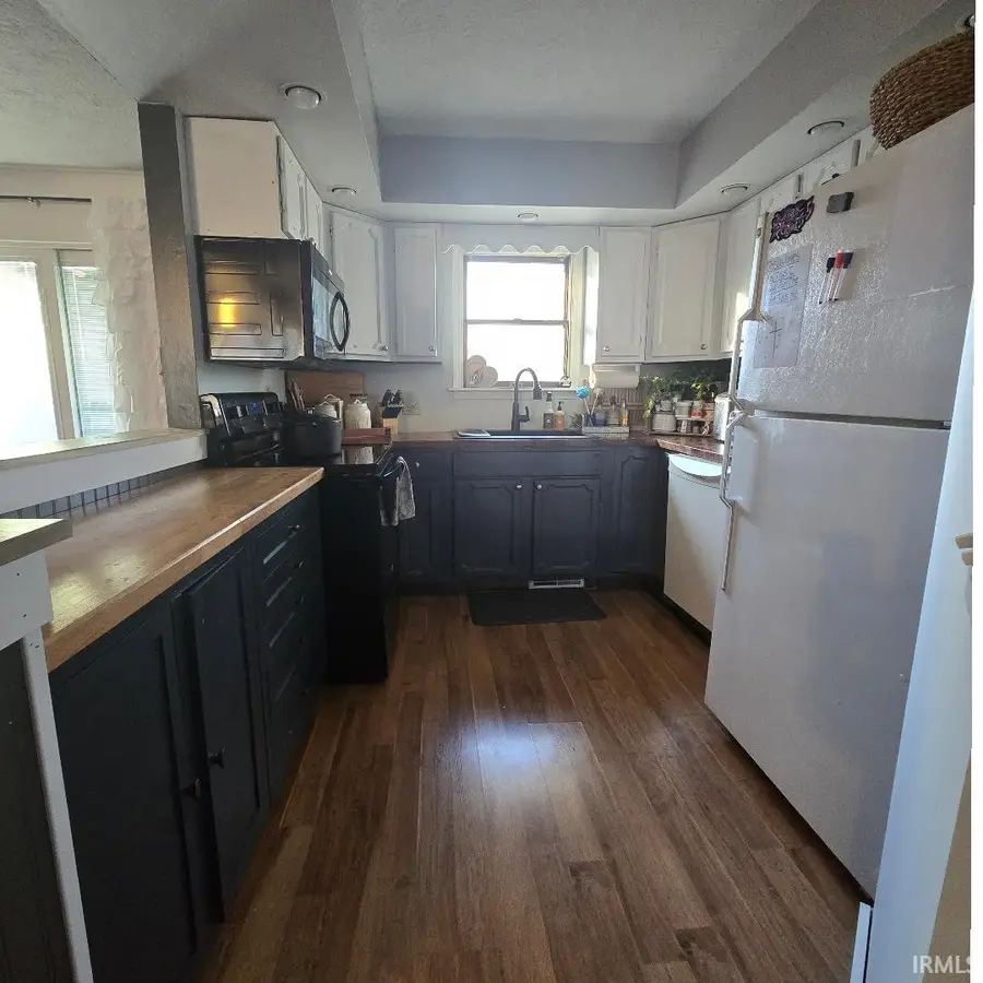 307 W 5th St Street, Brookston, IN 47923 - #3