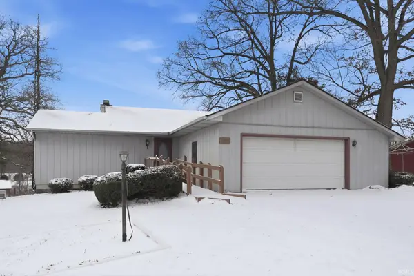 7560 E 620 S, Wolcottville, IN 46795