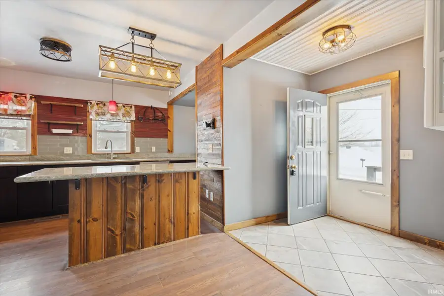 4014 E 300 N Road, Warsaw, IN 46582 - Image #2