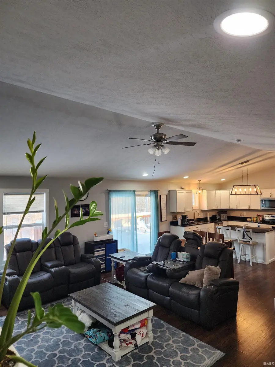 44 Sherwood Lane, Bedford, IN 47421 - #2