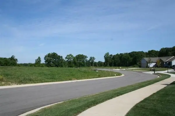 2275 Highlander Drive, Warsaw, IN 46580