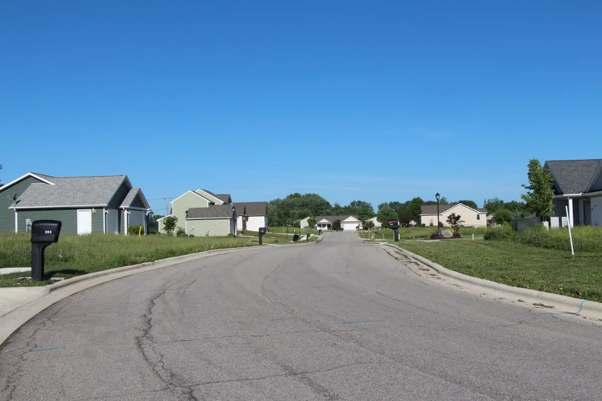 2271 Highlander Drive, Warsaw, IN 46580 - Image #1