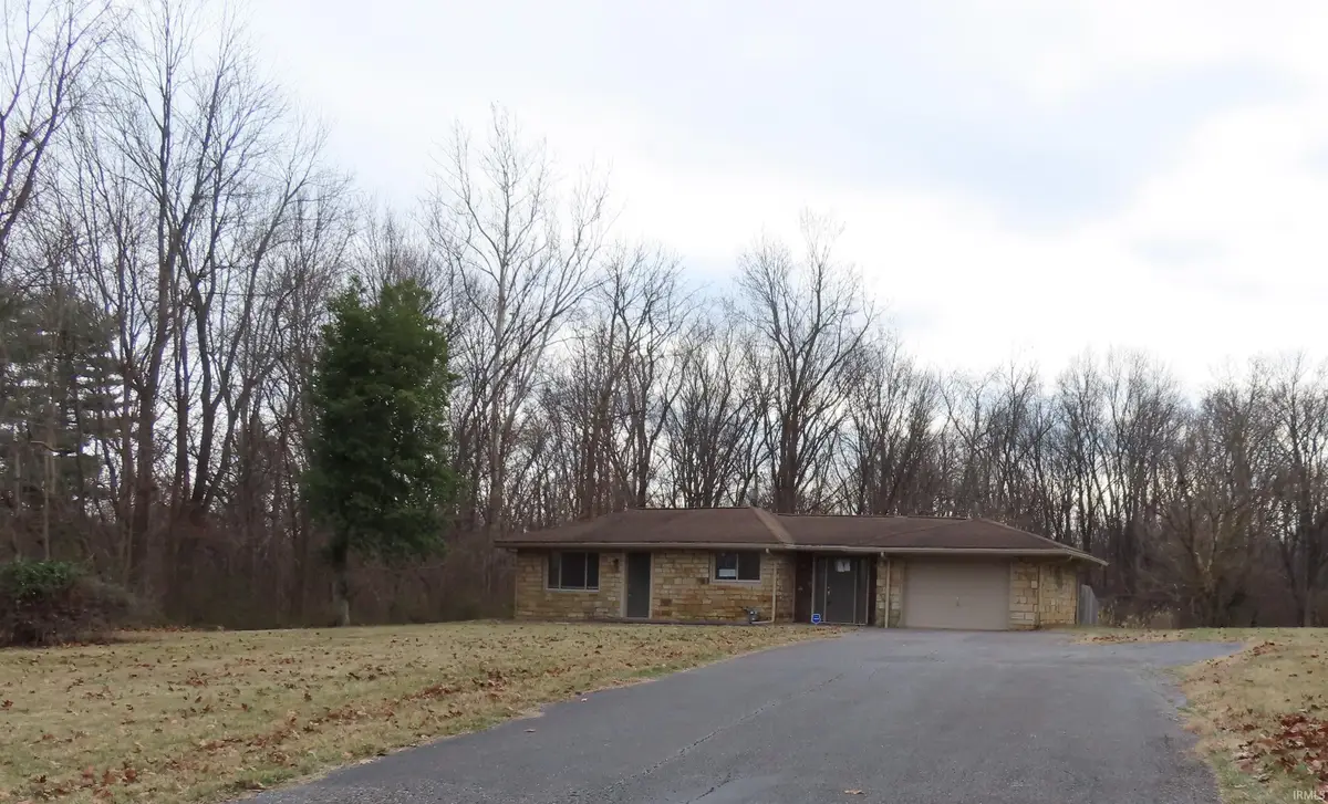 4324 W Buena Vista Road, Evansville, IN 47720 - Image #1
