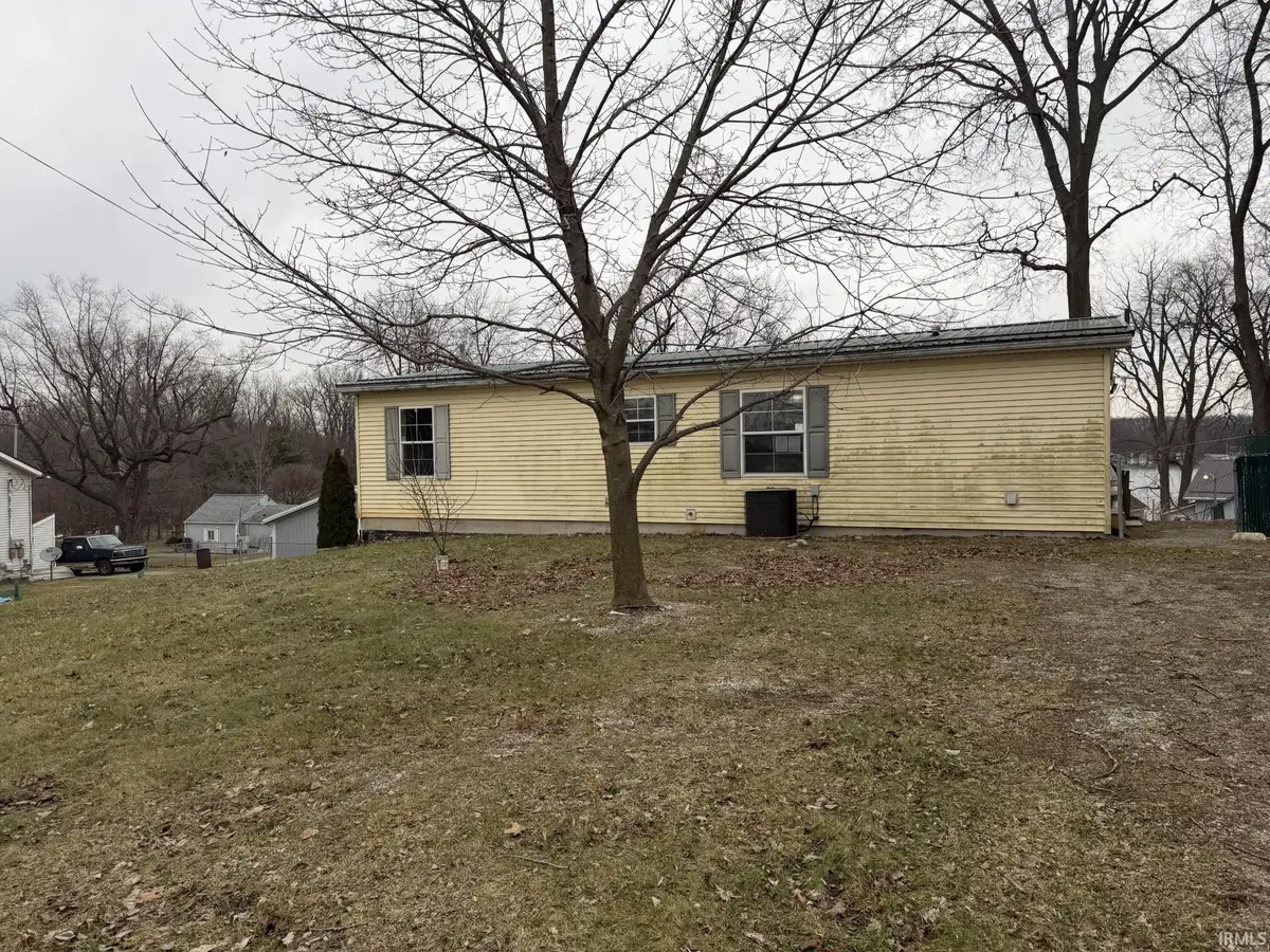 7505 N 1200 Road, Middlebury, IN 46540 - Image #1
