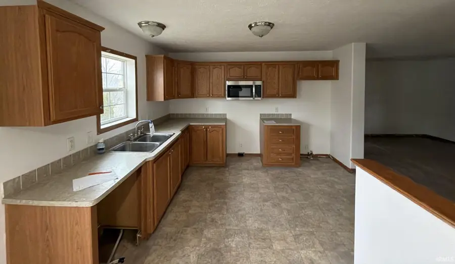 7505 N 1200 Road, Middlebury, IN 46540 - Image #3