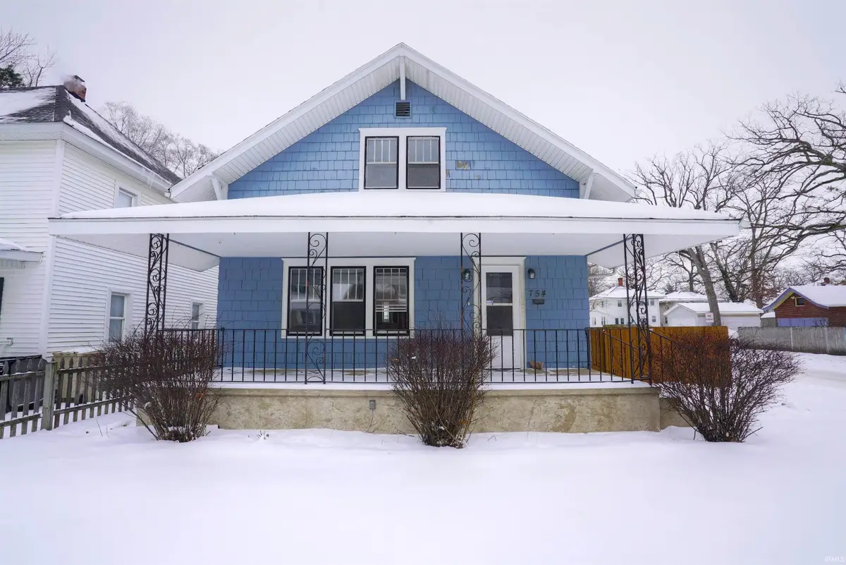 754 S Ironwood Drive, South Bend, IN 46615 - Image #1