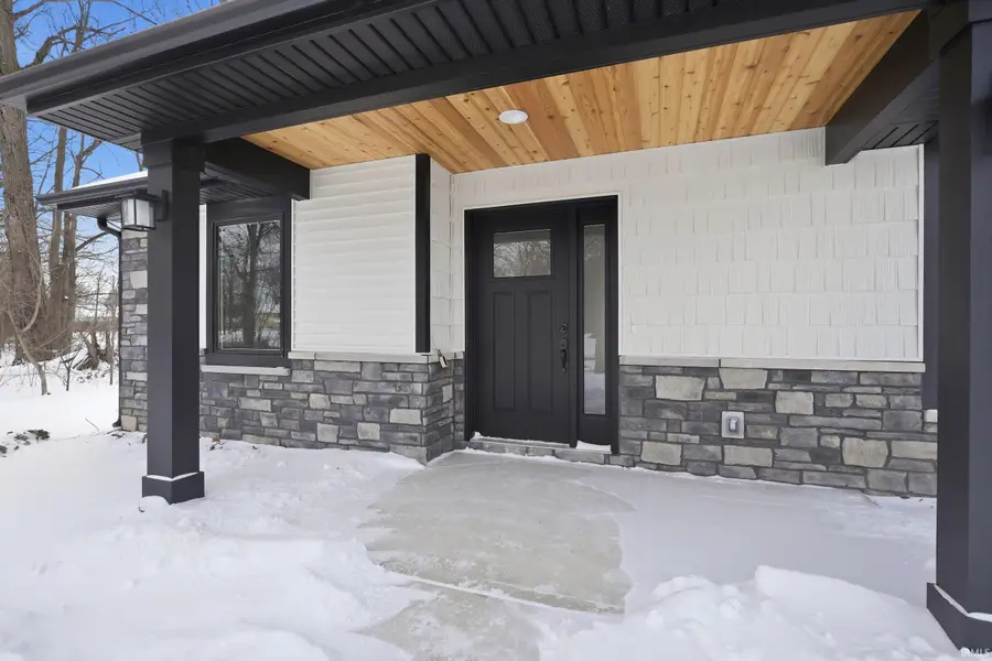 1316 S Lee Street, Garrett, IN 46738 - #3