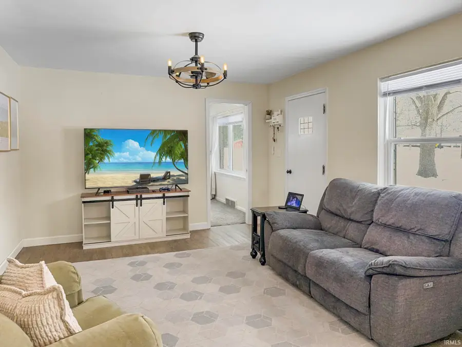 13620 Darmstadt Road, Evansville, IN 47725 - Image #2