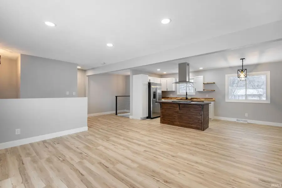 30068 Westlake Drive, Elkhart, IN 46514 - Image #3