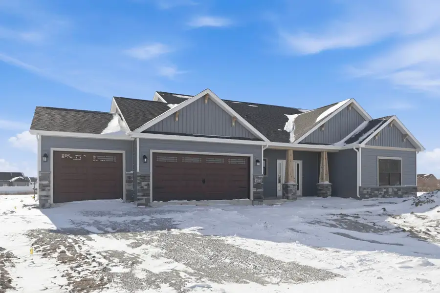 4877 Silverstone Passage, Fort Wayne, IN 46818 - Image #2