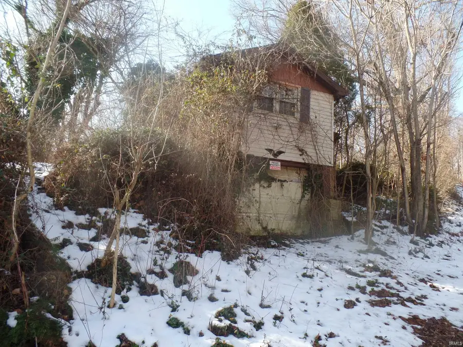 1997 N Cold Springs Road, Bloomfield, IN 47424 - Image #2