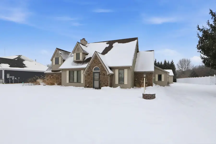 335 Lane 230 Jimmerson Lake, Angola, IN 46703 - #2