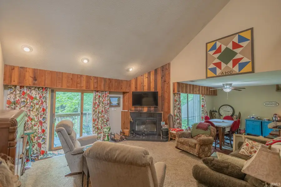 9451 S Pointe Lasalles Drive, Bloomington, IN 47401 - Image #2