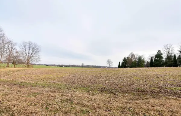 000 S 200 E, Haubstadt, IN 47639