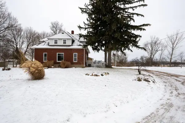 4246 S School Street, Laotto, IN 46763