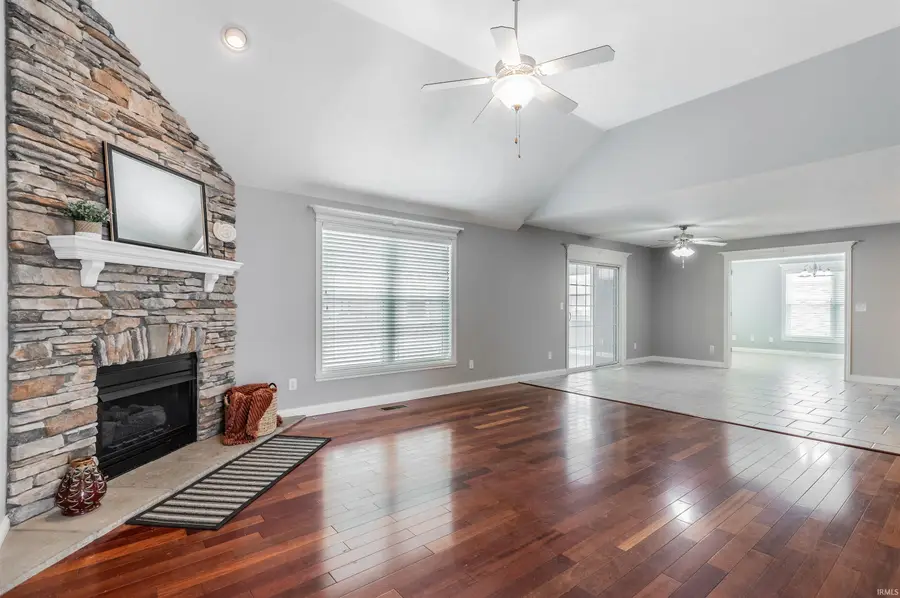 4318 Huntington Ridge Circle, Newburgh, IN 47630 - Image #3