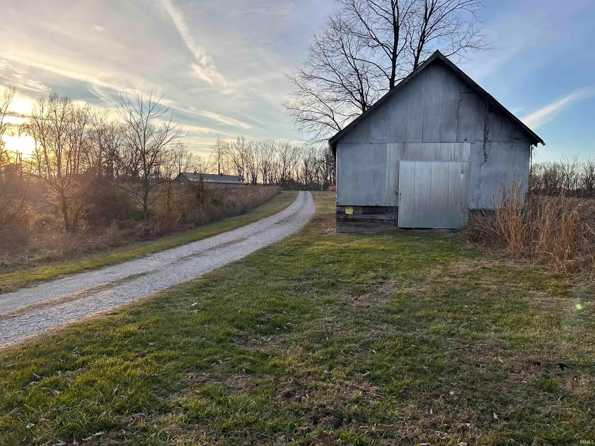 1675 Rabbitsville Road, Mitchell, IN 47446 - #1