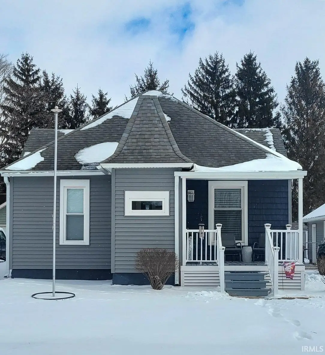 303 N Davis Street, Wolcott, IN 47995 - #1
