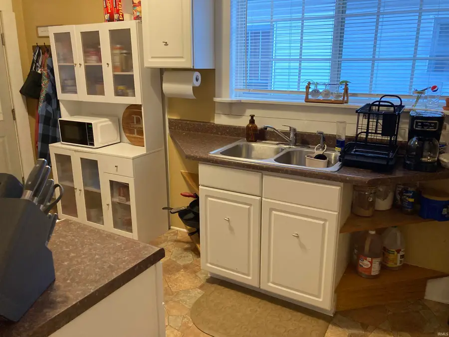 114 S Main Street, Oakland City, IN 47660 - Image #3