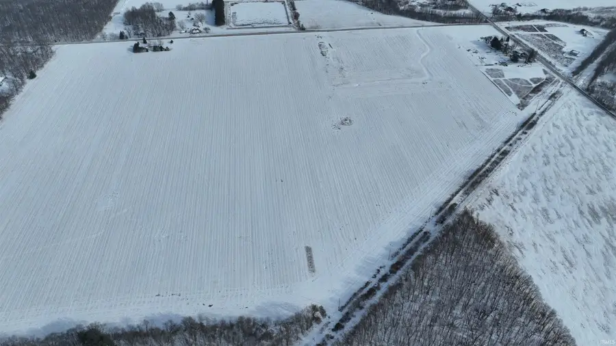 2686 N 400 East Crossroad, Monticello, IN 47960 - Image #3