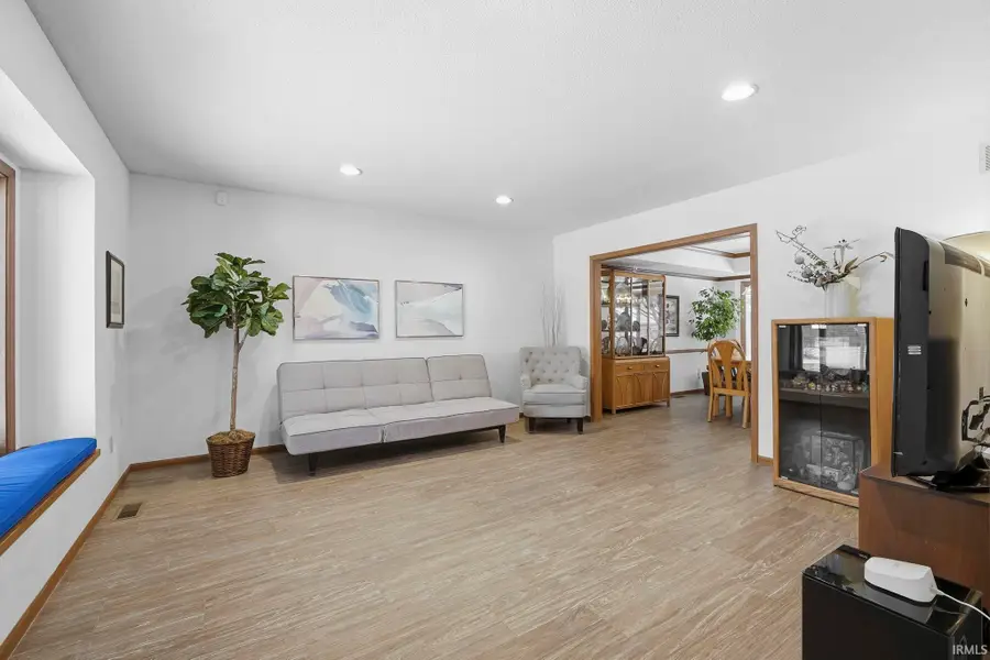 5217 Inland Trail, Fort Wayne, IN 46825 - #3