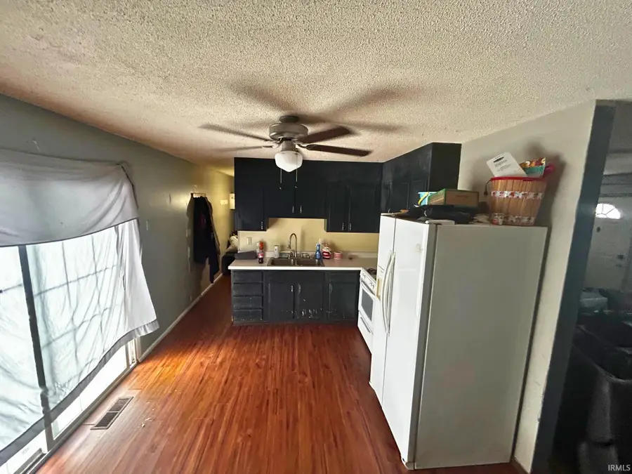 2007 S Victoria Drive, Muncie, IN 47302 - #2