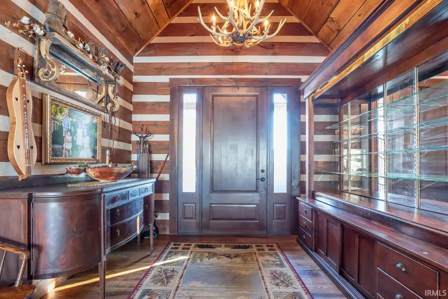 1901 E Lukes Court, Bloomington, IN 47401 - Image #2