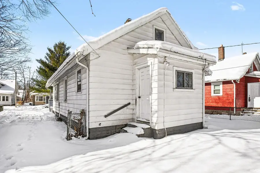 1134 College Street, South Bend, IN 46628 - #2