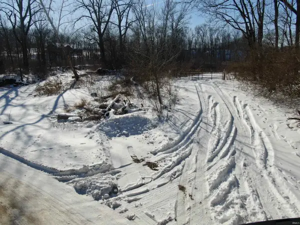 0 1300 S, Clinton, IN 47842