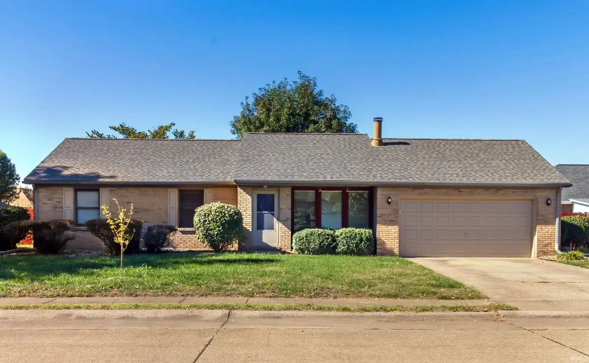 6077 River Bluff Drive, Newburgh, IN 47630 - #1