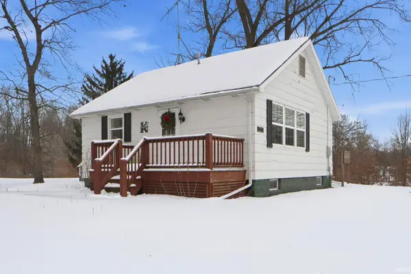 11440 E 400 N Road, Grovertown, IN 46531