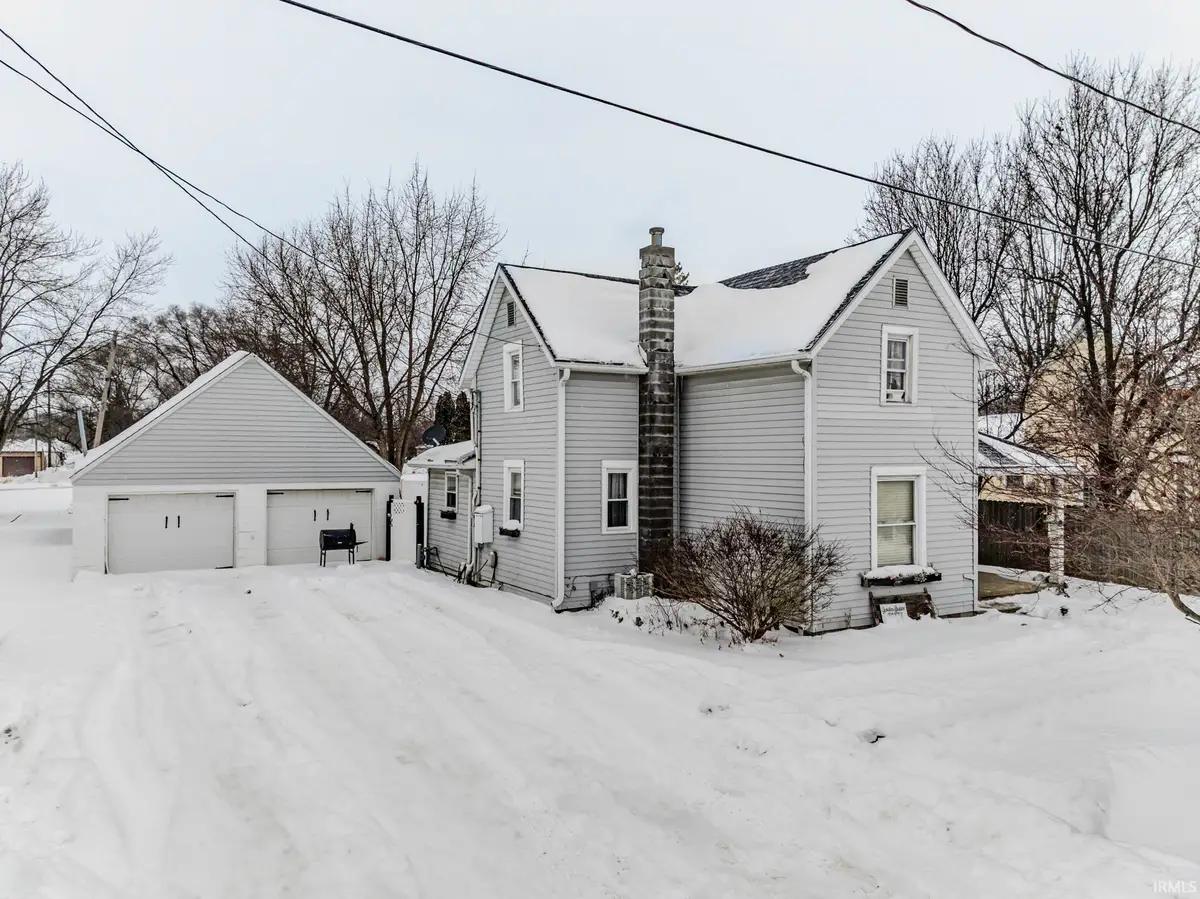 216 E Cedar Street, Albany, IN 47320 - #1