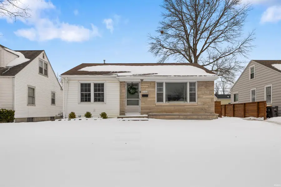 2102 Glenwood Avenue, Fort Wayne, IN 46805 - #2