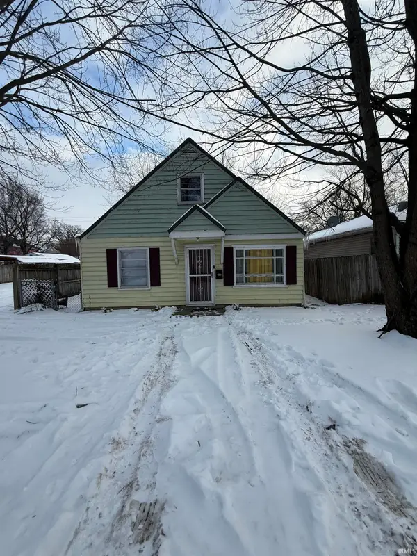 810 Mckinnie Avenue, Fort Wayne, IN 46806